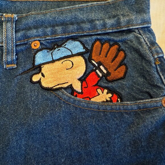 Too Cute Charlie Brown and Snoopy Baseball Denim Jeans Size Medium - Picture 5 of 10